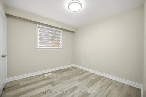 57 Jellicoe Crescent Brampton ON L6S 3H7