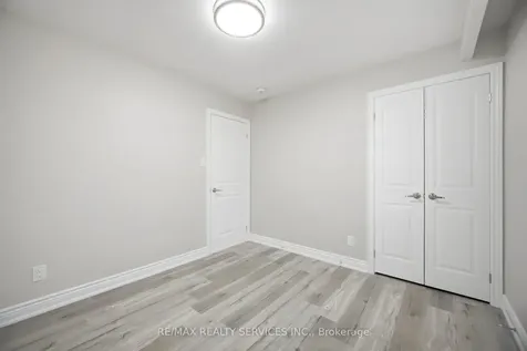 57 Jellicoe Crescent Brampton ON L6S 3H7