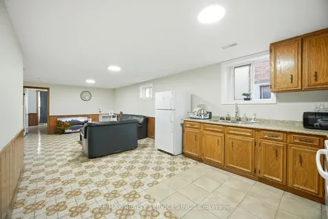 57 Jellicoe Crescent Brampton ON L6S 3H7