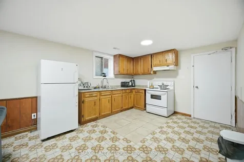 57 Jellicoe Crescent Brampton ON L6S 3H7