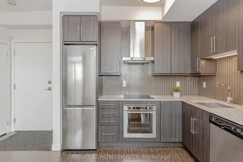 2093 Fairview Street Burlington ON L7R 0E6