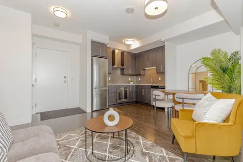 2093 Fairview Street Burlington ON L7R 0E6