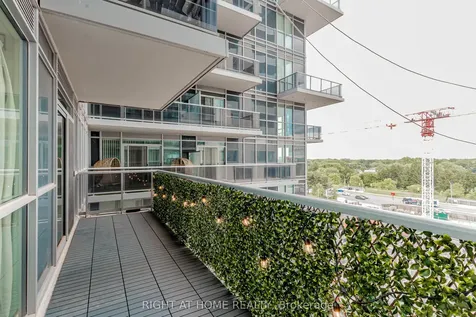 2093 Fairview Street Burlington ON L7R 0E6