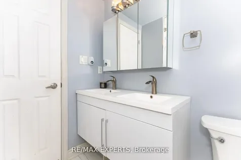 31 Carleton Place Brampton ON L6T 3Z4
