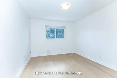 31 Carleton Place Brampton ON L6T 3Z4