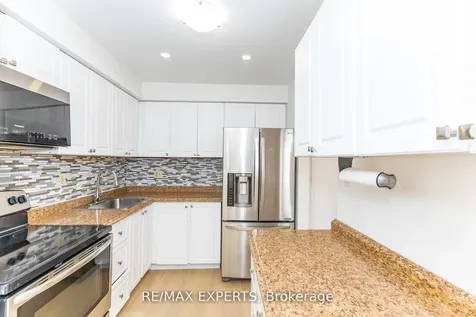 31 Carleton Place Brampton ON L6T 3Z4