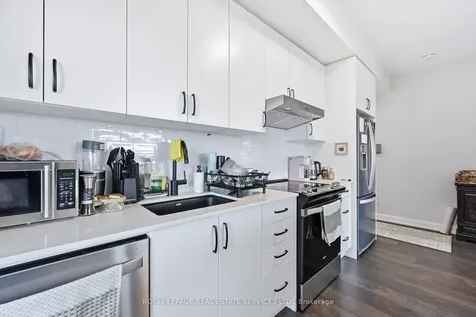 3220 William Coltson Avenue Oakville ON L6H 7X9