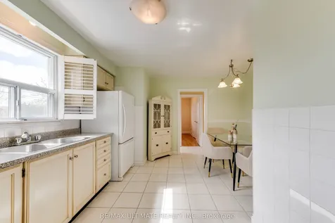 164 Katherine Road Toronto ON M3K 1J7
