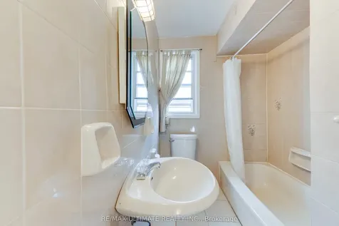 164 Katherine Road Toronto ON M3K 1J7