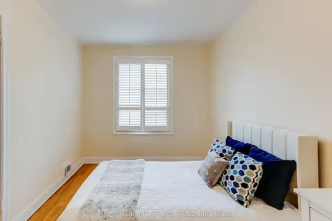 164 Katherine Road Toronto ON M3K 1J7