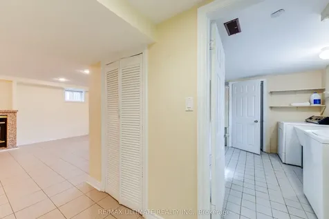 164 Katherine Road Toronto ON M3K 1J7