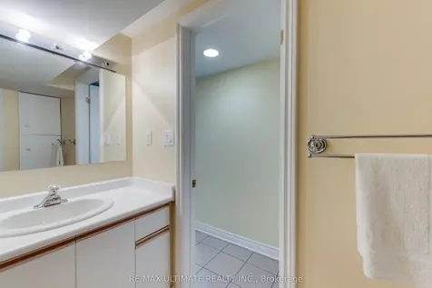 164 Katherine Road Toronto ON M3K 1J7