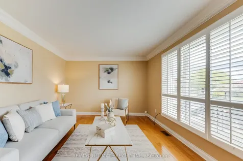 164 Katherine Road Toronto ON M3K 1J7