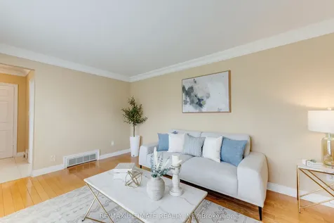 164 Katherine Road Toronto ON M3K 1J7
