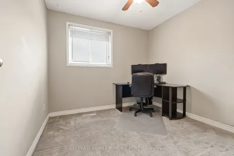 2349 Middlesmoor Crescent Burlington ON L7P 3X4
