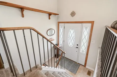 2349 Middlesmoor Crescent Burlington ON L7P 3X4