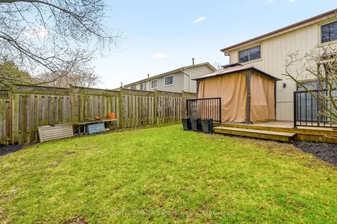 2349 Middlesmoor Crescent Burlington ON L7P 3X4