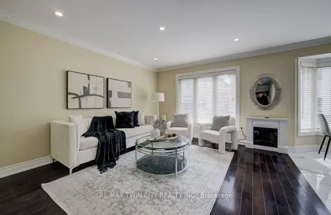 688 Hepburn Road Milton ON L9T 0M5