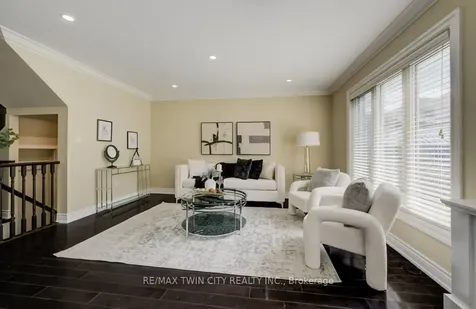 688 Hepburn Road Milton ON L9T 0M5