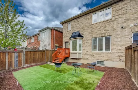 688 Hepburn Road Milton ON L9T 0M5