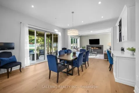 11 Compton Crescent Toronto ON M3M 2C3