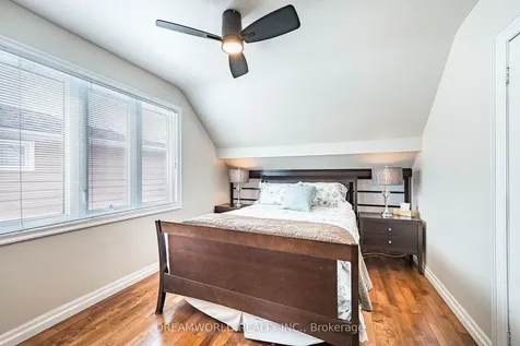 6 Esmond Crescent Toronto ON M9W 3P8