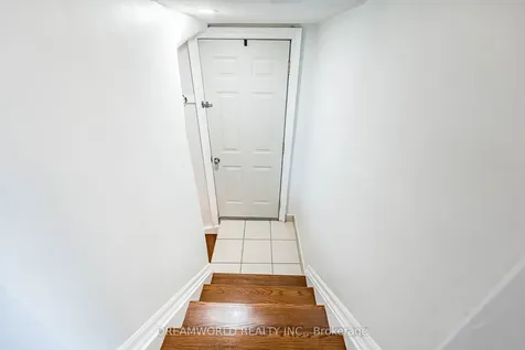 6 Esmond Crescent Toronto ON M9W 3P8