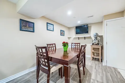 6 Esmond Crescent Toronto ON M9W 3P8