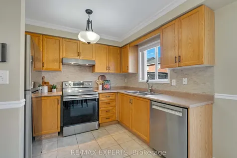 15 Mount Hope Road Caledon ON L7E 2V3