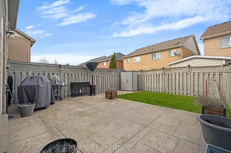 15 Mount Hope Road Caledon ON L7E 2V3