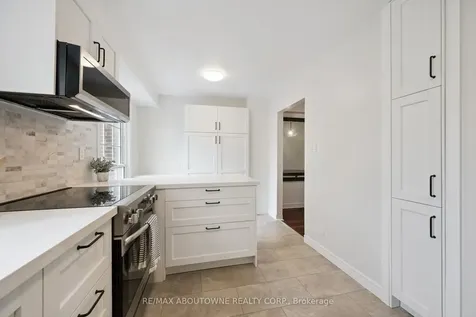 3041 Glencrest Road Burlington ON L7N 3K1