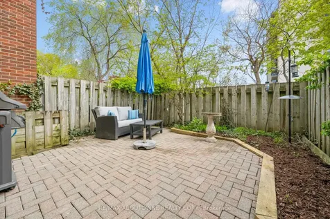 3041 Glencrest Road Burlington ON L7N 3K1