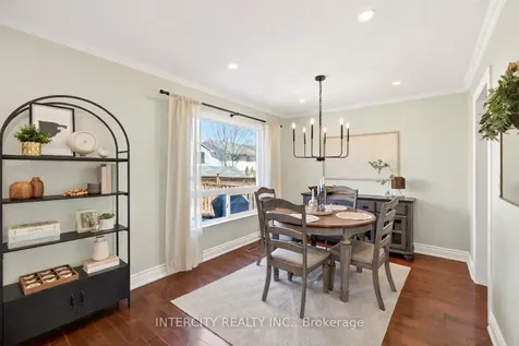3976 Taffey Crescent Mississauga ON L5L 2A7