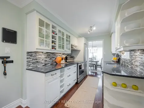 3976 Taffey Crescent Mississauga ON L5L 2A7