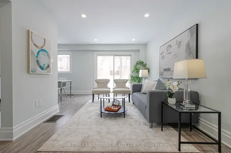 1532 Lancaster Drive Oakville ON L6H 2Z3
