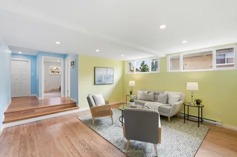 13 Ferndale Crescent Brampton ON L6W 1G1