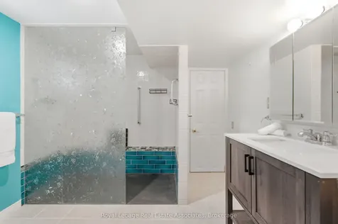 13 Ferndale Crescent Brampton ON L6W 1G1