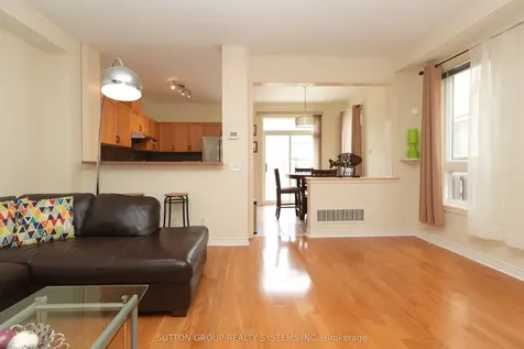 5636 Raleigh Street Mississauga ON L5M 7E4