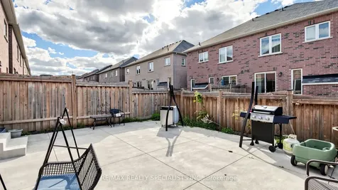 13 Vezna Crescent Brampton ON L6X 5K4
