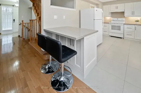 199 Hillcrest Avenue Mississauga ON L5B 4L5