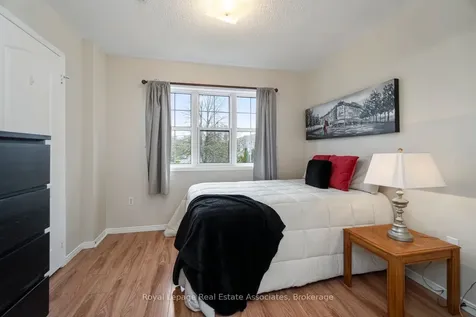 199 Hillcrest Avenue Mississauga ON L5B 4L5