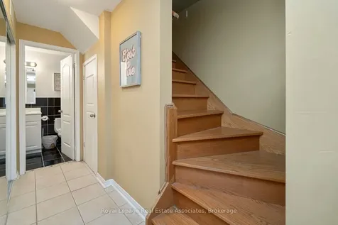 199 Hillcrest Avenue Mississauga ON L5B 4L5