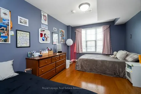 199 Hillcrest Avenue Mississauga ON L5B 4L5