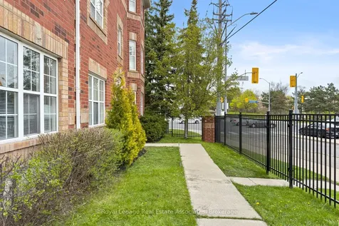 199 Hillcrest Avenue Mississauga ON L5B 4L5