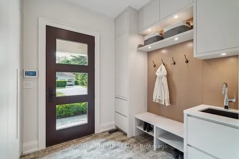 1260 Braeside Drive Oakville ON L6J 2A4