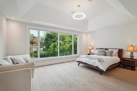 1260 Braeside Drive Oakville ON L6J 2A4