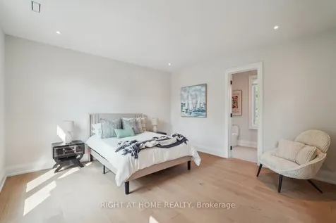 1260 Braeside Drive Oakville ON L6J 2A4