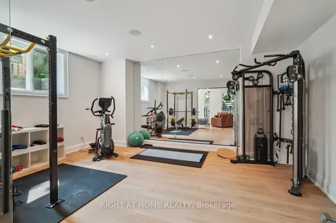 1260 Braeside Drive Oakville ON L6J 2A4