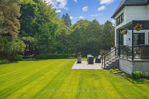 1260 Braeside Drive Oakville ON L6J 2A4