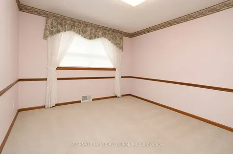 24 Morgan Avenue Toronto ON M8Y 2Z8